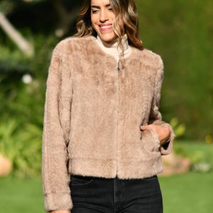 Cazadora-pelo-sintetico-CAFE-scaled.jpg